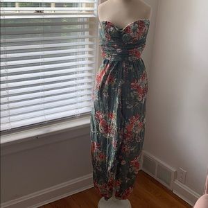 Floral strapless jumpsuit.